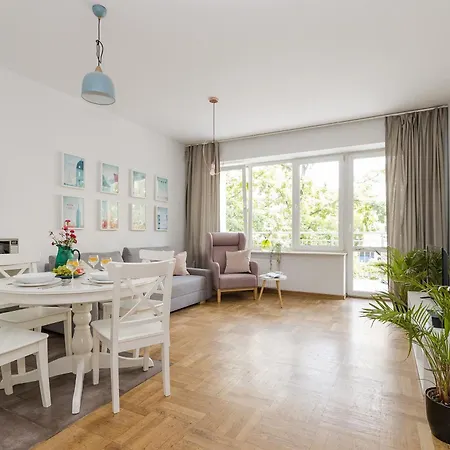Shortstaypoland Krucza Warsaw Exterior photo