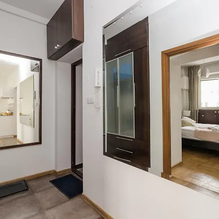 Shortstaypoland Krucza Warsaw Exterior photo