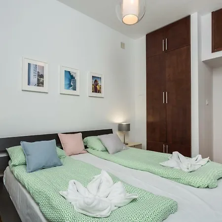 Shortstaypoland Krucza Varsavia Esterno foto