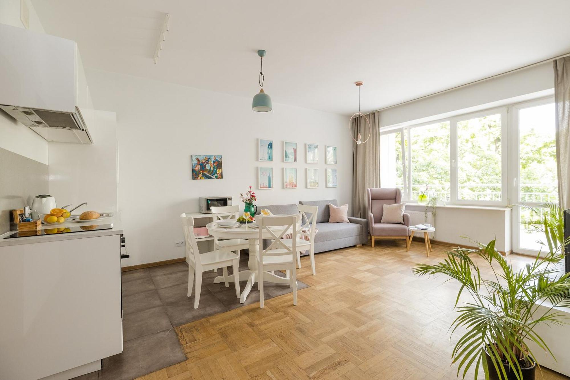 Shortstaypoland Krucza Apartment *
