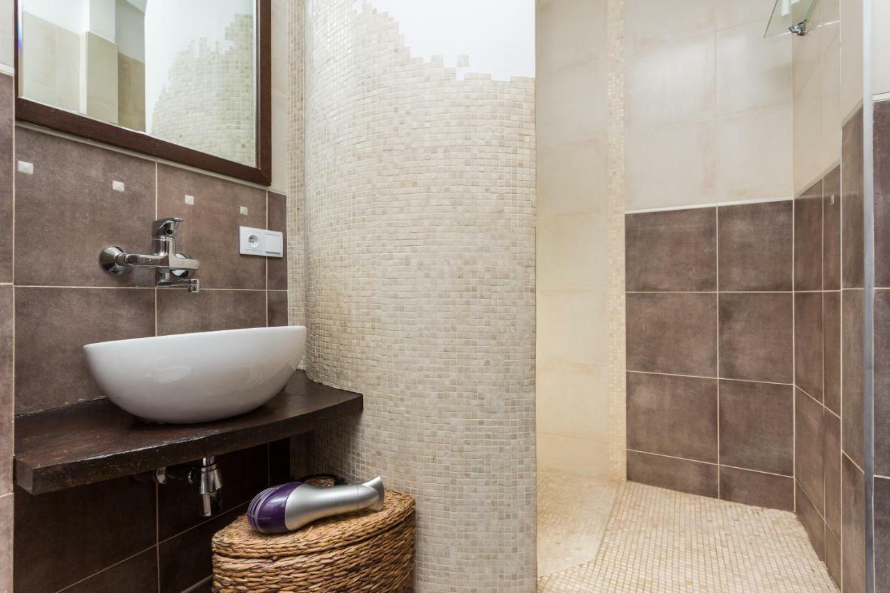 Shortstaypoland Krucza Apartamento *
